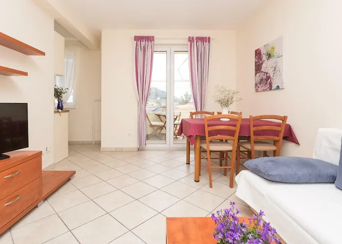 Alpeza Apartments